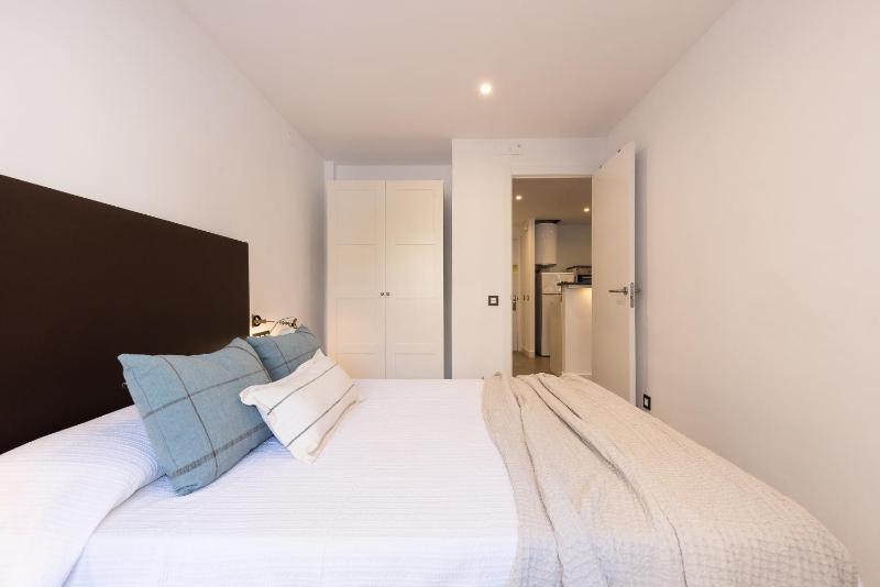 UHC Murillo Apartments - image 11