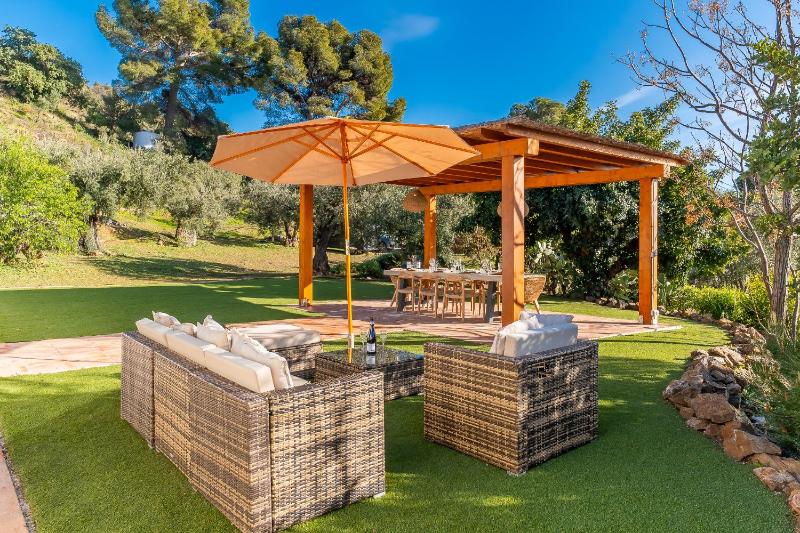 Cubo's Casa Los Pinos High Privacy Pool - image 39