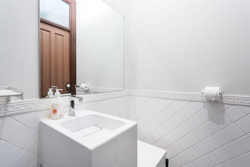 Belle Epoque Apartments- 3.1 - image 7