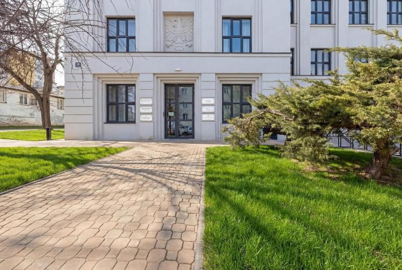 Calm & Functional Apartments in Lublin with SmartTV and Place for Remote Work by Noclegi Renters - image 43