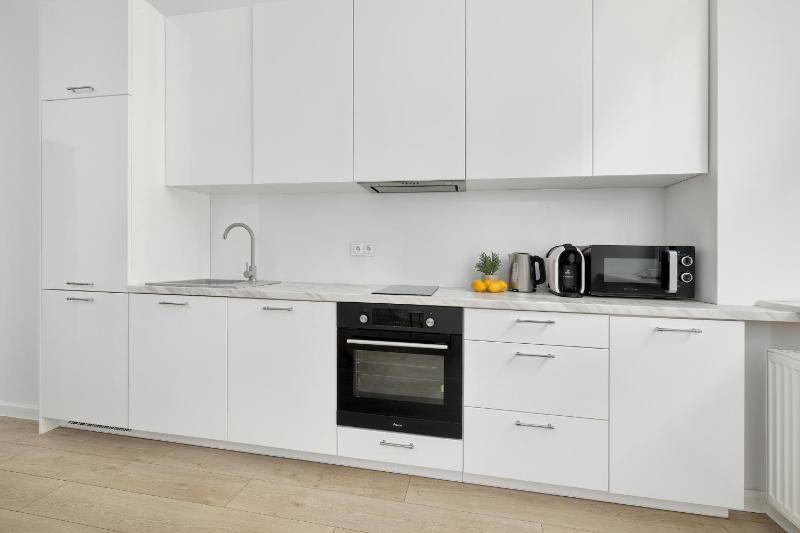 Calm & Functional Apartments in Lublin with SmartTV and Place for Remote Work by Noclegi Renters - image 45