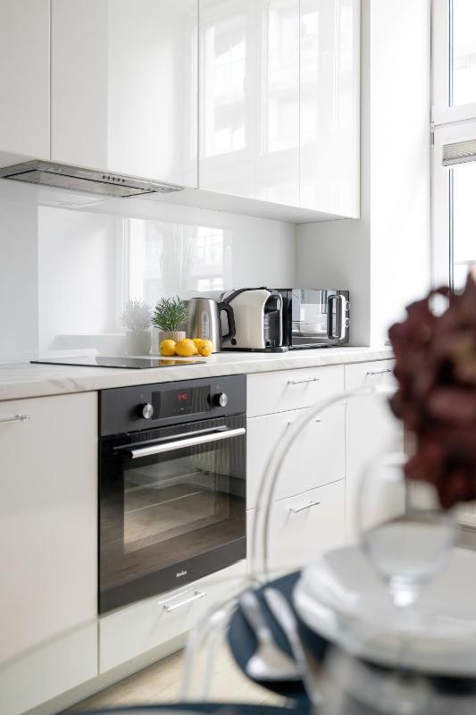 Calm & Functional Apartments in Lublin with SmartTV and Place for Remote Work by Noclegi Renters - image 17