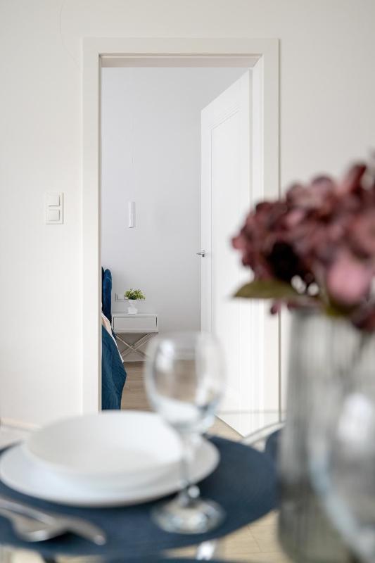 Calm & Functional Apartments in Lublin with SmartTV and Place for Remote Work by Noclegi Renters - image 4