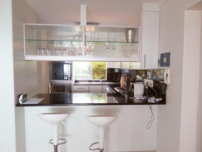 Ocean Edge Apartments - image 2
