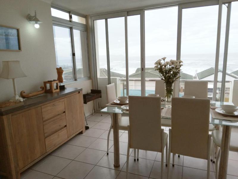 Ocean Edge Apartments - image 10