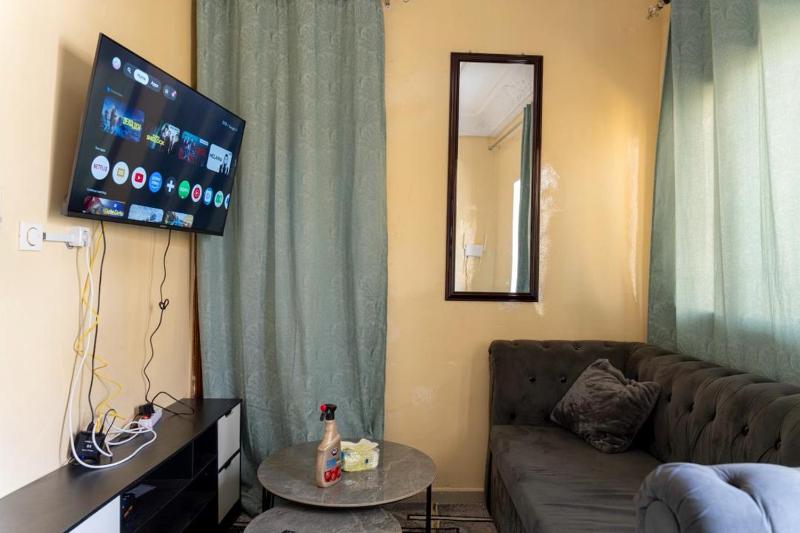 1 Bedroom Apartment in Nord Foire - image 1