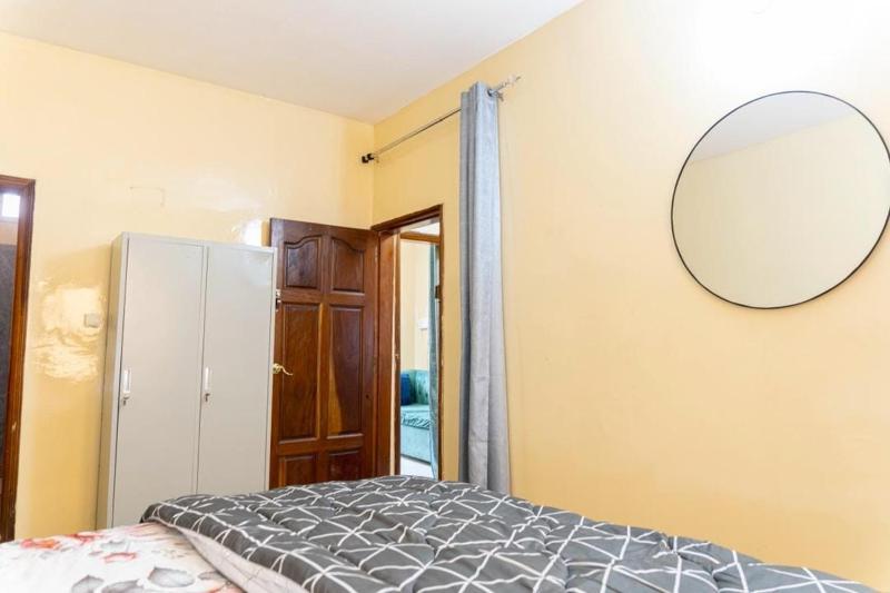 1 Bedroom Apartment in Nord Foire - image 2