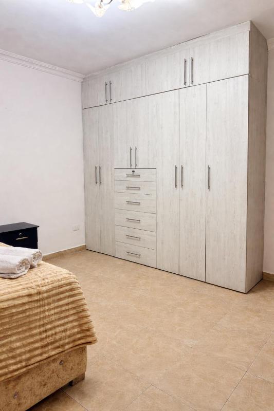Nova Suite Moderna y acogedora en el centro GYE - image 14
