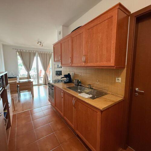 Galérius Aranypart Apartman - image 36