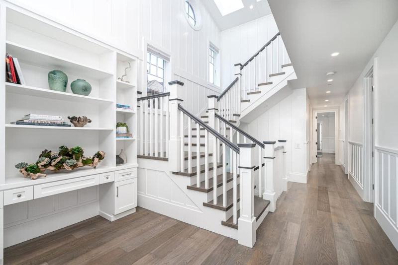 1225 W Balboa Blvd A & B - Coastal Luxury- Remodeled Duplex withRooftop Deck - image 5