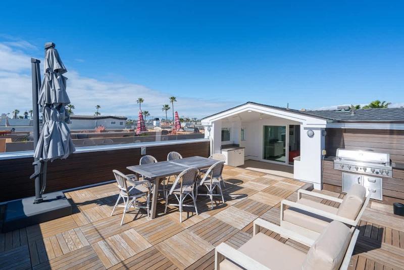 1225 W Balboa Blvd A & B - Coastal Luxury- Remodeled Duplex withRooftop Deck - image 20