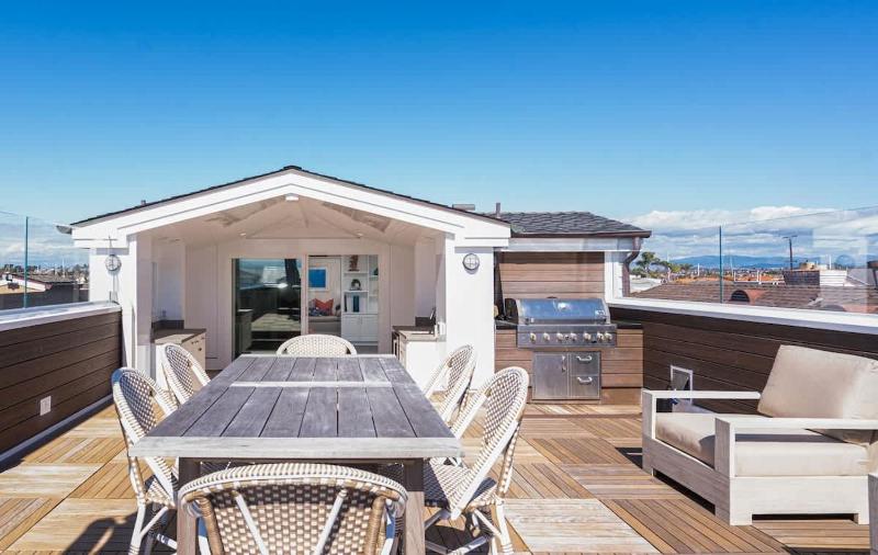 1225 W Balboa Blvd A & B - Coastal Luxury- Remodeled Duplex withRooftop Deck - image 19