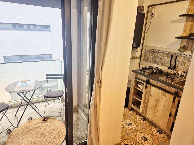 Studio by the Sea - image 11