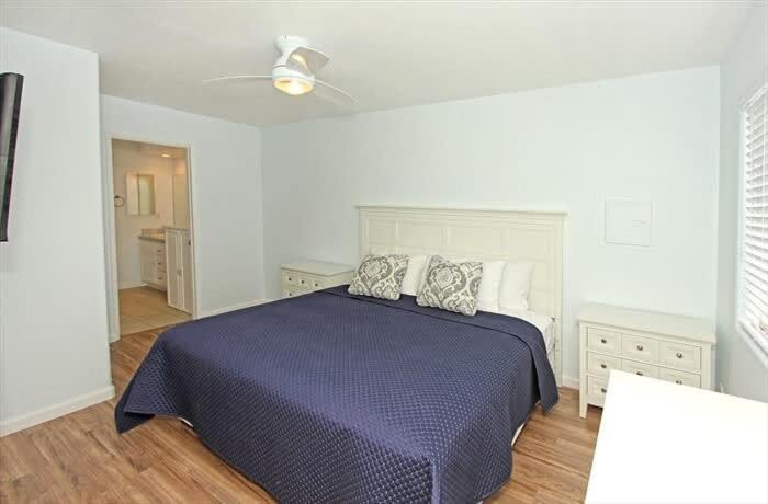 8-Bedroom Beachfront Triplex – Ideal for Extended apts - image 34