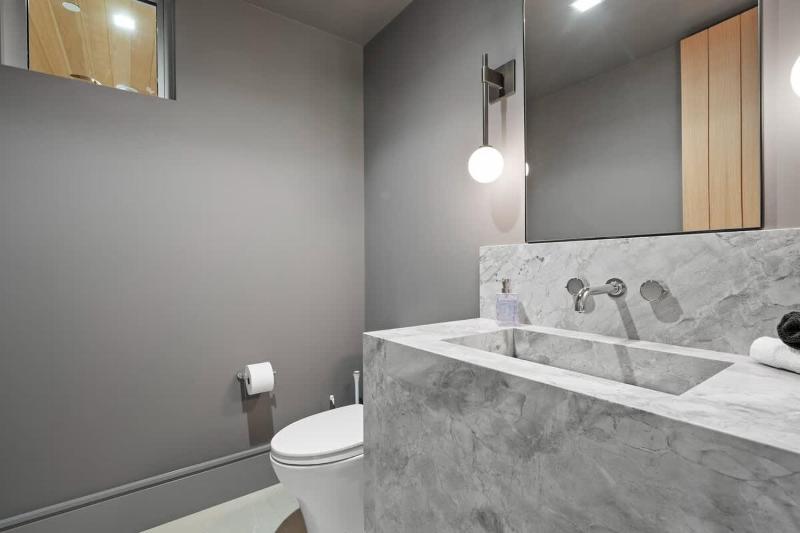 Elevated Coastal Living - Modern 3BR condo - image 12