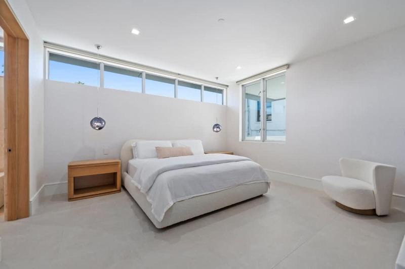 Elevated Coastal Living - Modern 3BR condo - image 10