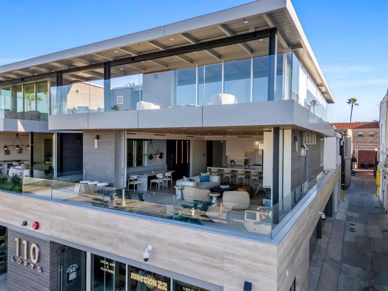 Elevated Coastal Living - Modern 3BR condo - image 21
