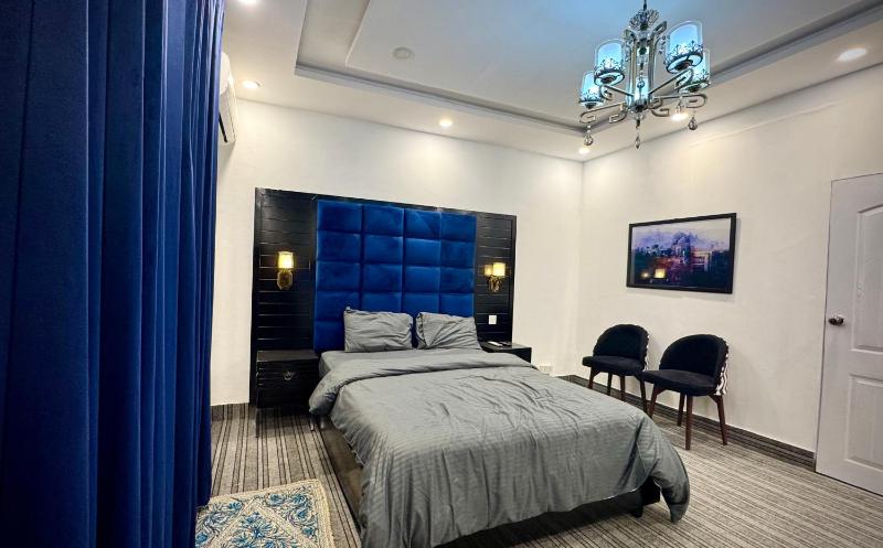 Grand Berkshire Hotel Peshawar - image 8