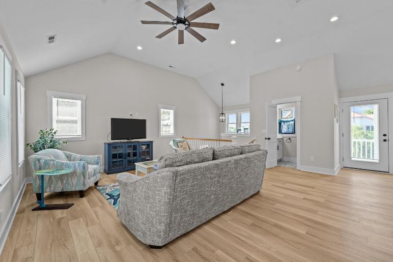 1541 - Birdie Beach Bungalow - image 35