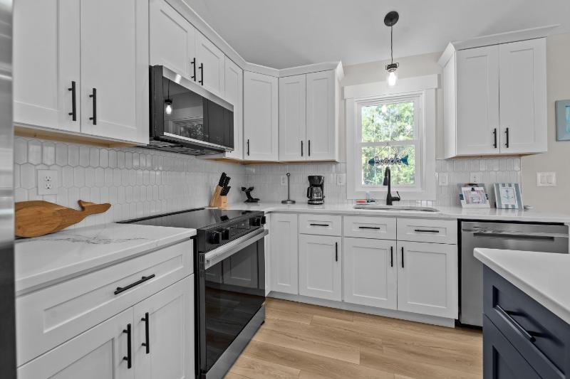 1541 - Birdie Beach Bungalow - image 27