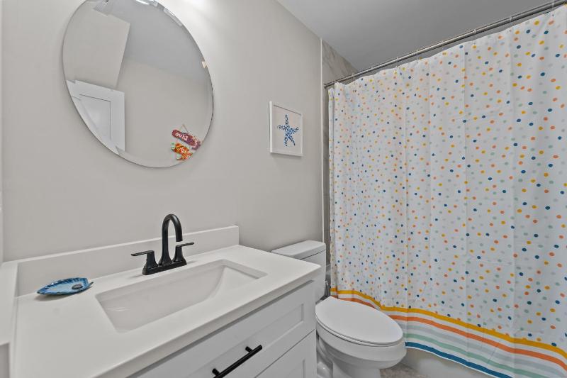 1541 - Birdie Beach Bungalow - image 22