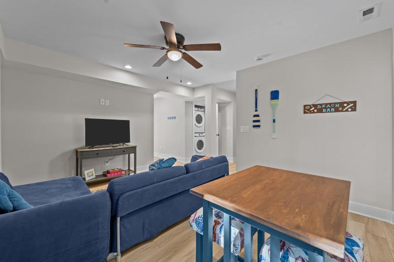1541 - Birdie Beach Bungalow - image 33