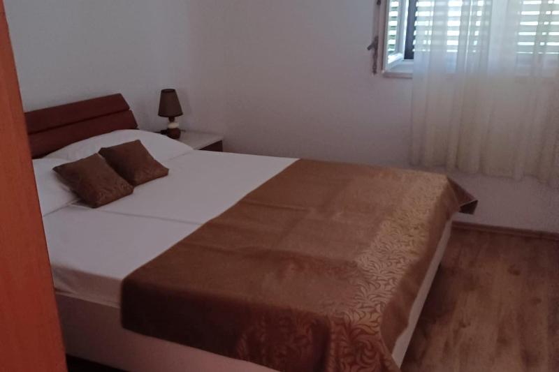 Apartments with parking space Supetar Brac - 24499 - image 6