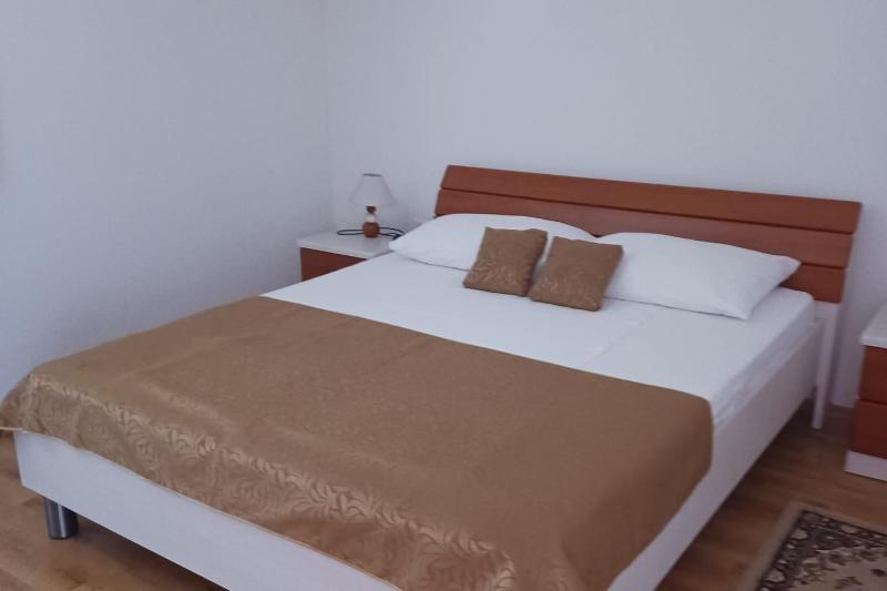 Apartments with parking space Supetar Brac - 24499 - image 15