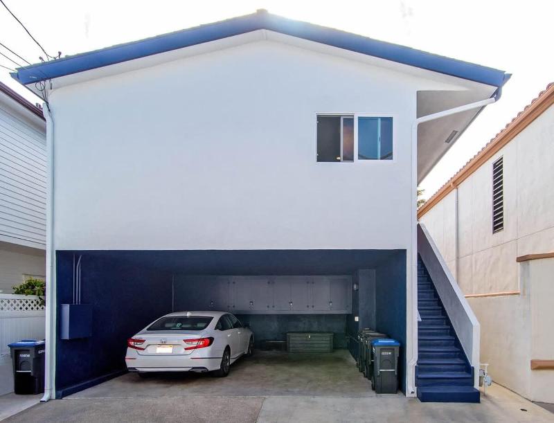 1225 Marine - Balboa Island Beauty – Updated Upper Unit Retreat - image 5