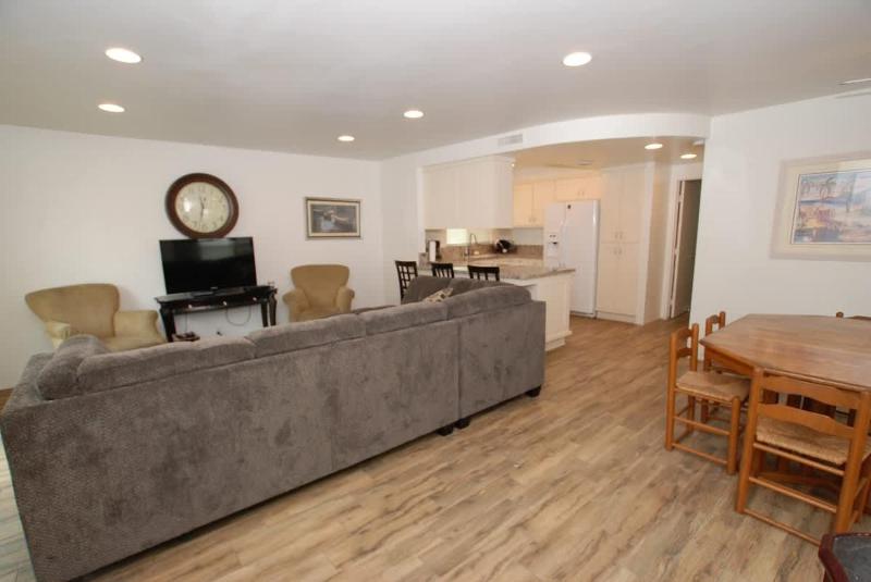 7 Bdr Duplex In The Heart Of The Peninsula- 121 home - image 16
