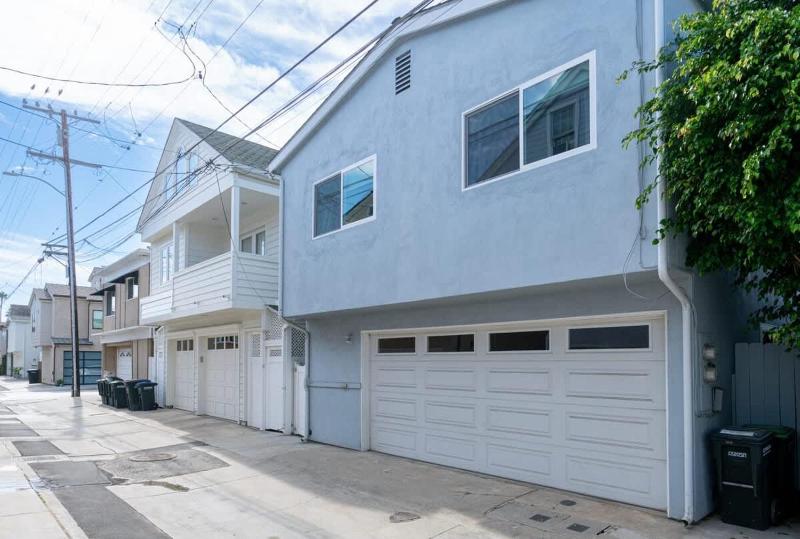 Balboa Island Charmer- 304 Ruby B home - image 9