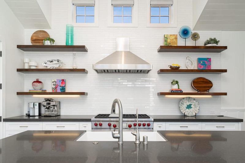 Coastal Luxury Retreat with Stunning Rooftop Deck townhouse - image 17