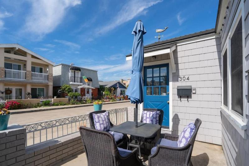 Balboa Island Charmer- 304 Ruby A home - image 5