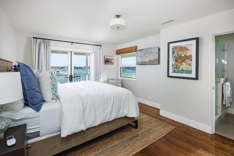 Ultimate Bayfront Experience- Rare Double Lot! 608 home - image 27