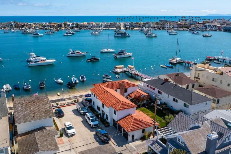 Ultimate Bayfront Experience- Rare Double Lot! 608 home - image 29