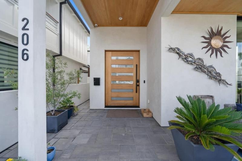 Balboa Island Luxe home - image 27