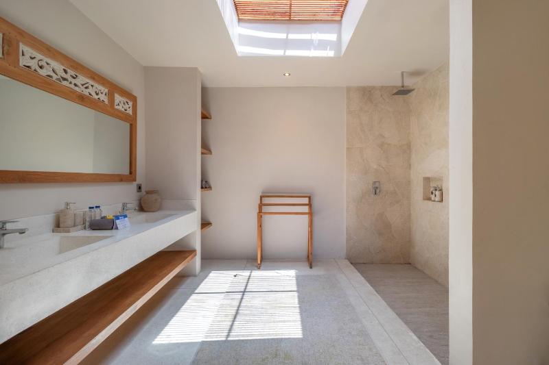Tropical 3BR Pool Villa Near Canggu Hotspots - image 12