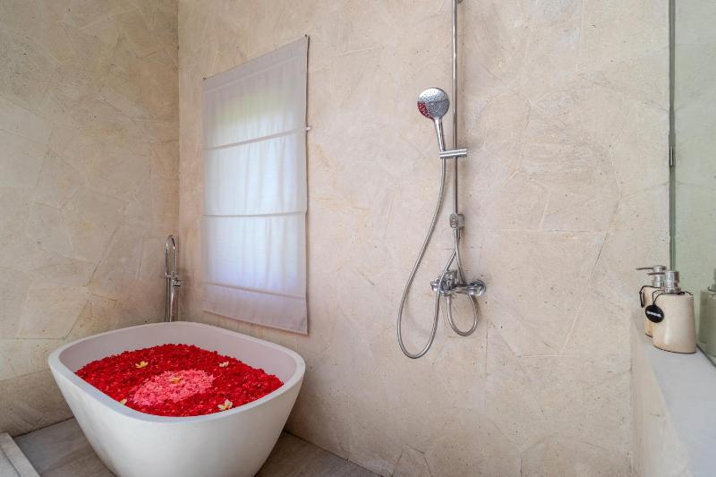 Tropical 3BR Pool Villa Near Canggu Hotspots - image 17