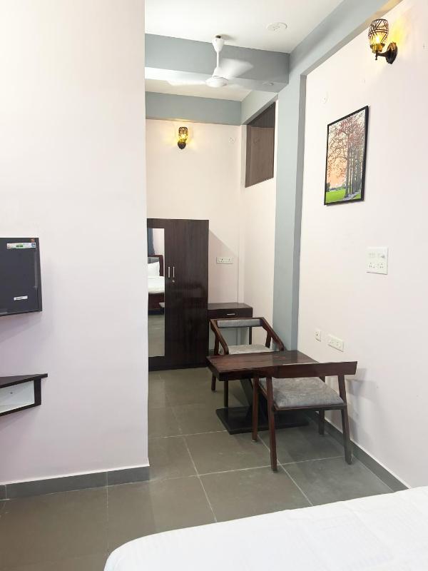 Asoka White Town Homestay - image 2