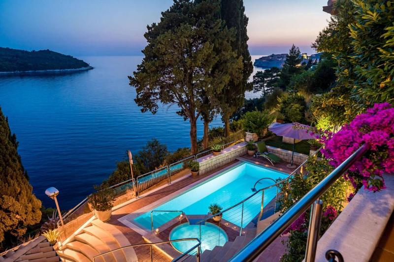 Luxury Villa Dubrovnik Palace near Old Town with pool - image 5