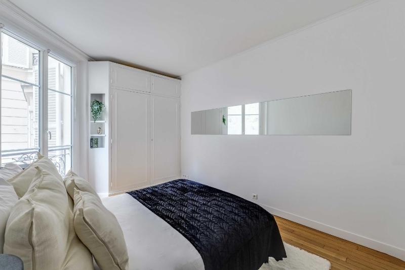 Family apt - 4BDR 8P - Arc de Triomphe - image 8