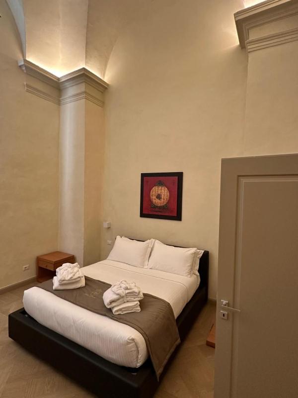 Design Suite in Historical Palace - image 3