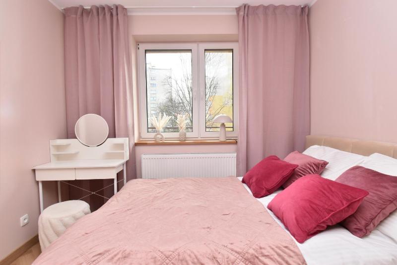 TOTU HOME Baltic Comfort Apartment Bohaterów Starówki Warszawskiej 14 - image 11
