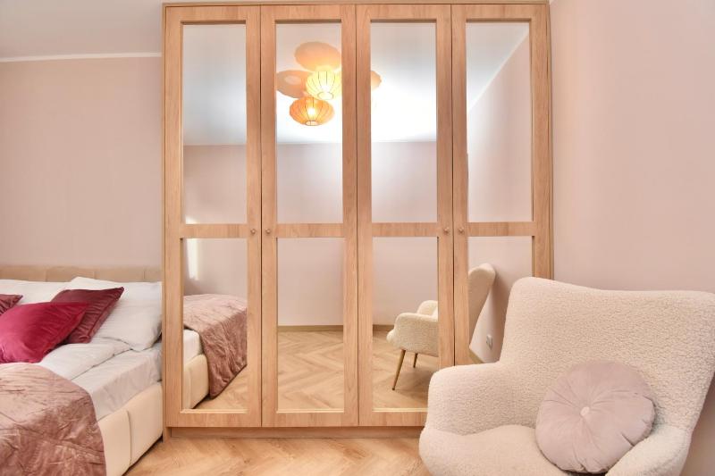 TOTU HOME Baltic Comfort Apartment Bohaterów Starówki Warszawskiej 14 - image 18