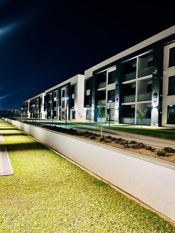 Platinum apartments - image 13