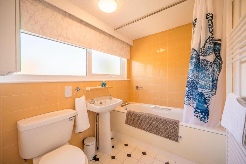 5 Church Close (3 guests) Aldeburgh - image 33