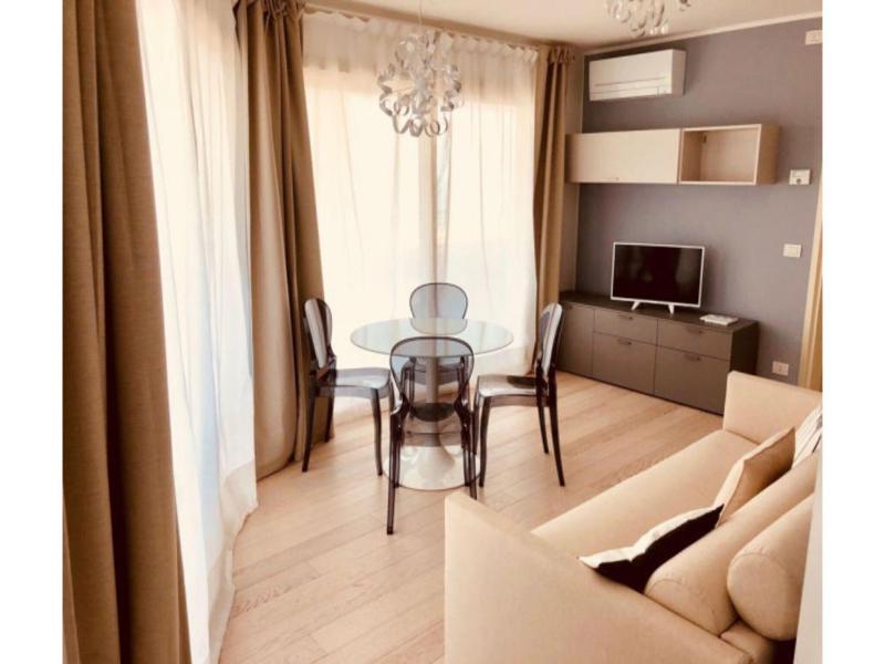 Luxury accommodation with panoramic terrace - image 15