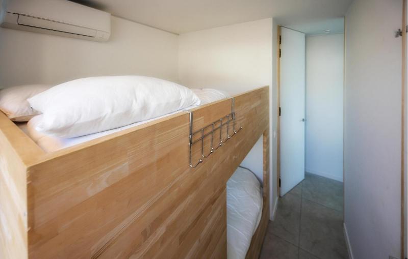 Awesome Apartment In Oostende With Wifi - image 10