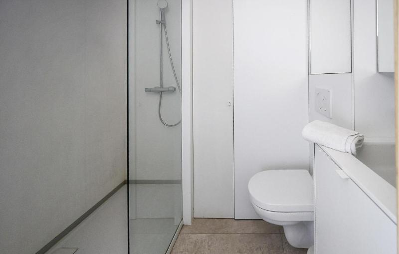 Awesome Apartment In Oostende With Wifi - image 14