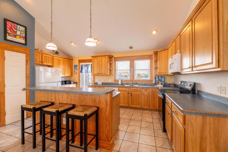 Island Time - NH MP 11 50 Ft to Beach Elevator Pool Free Pool Heat Hot Tub Pets OK YR Flex - image 17